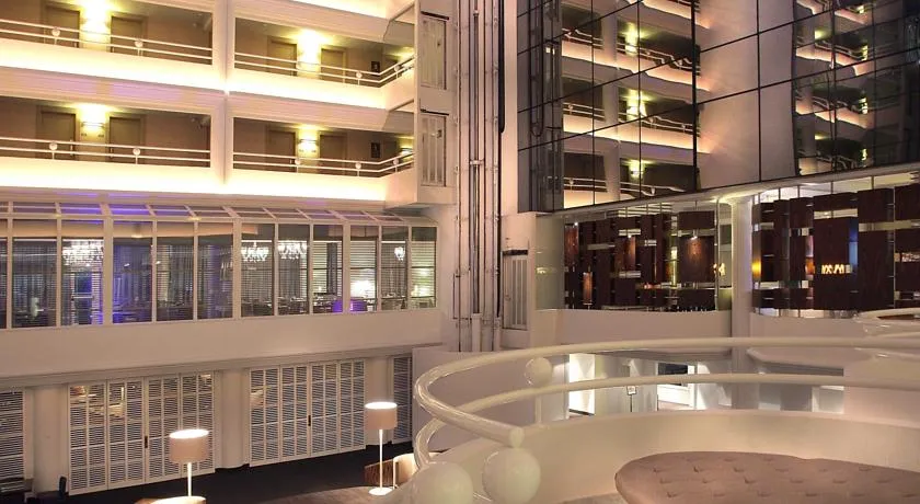 AC Hotel by Marriott Ambassadeur Antibes - Juan Les Pins-3 AC Hotel by Marriott Ambassadeur Antibes - Juan Les Pins-3