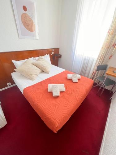 Azurene Royal Hotel-4