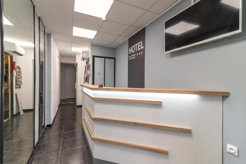 Hotel des Congrès et Festivals-3