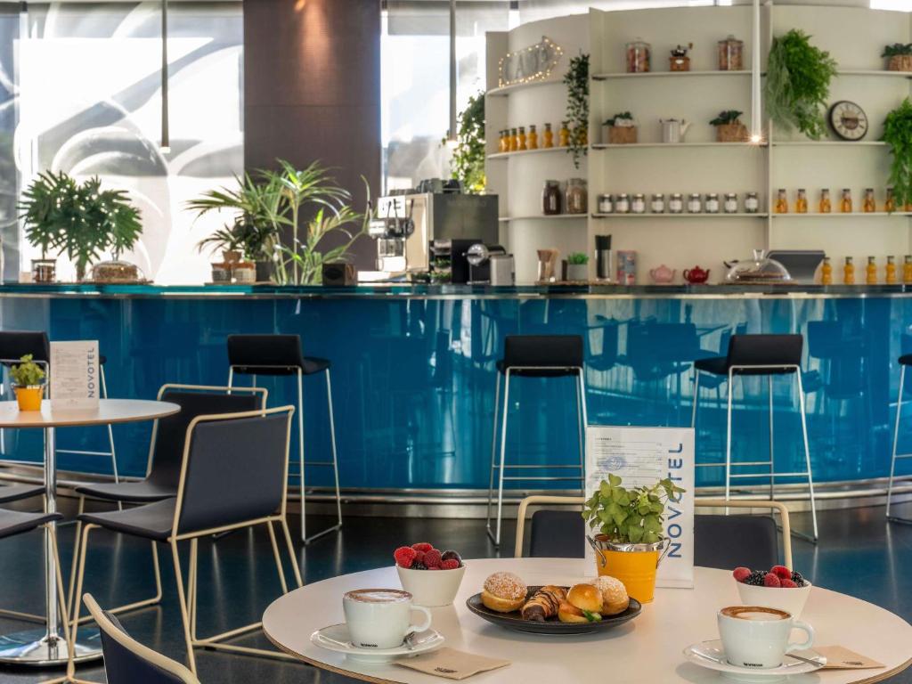 Novotel Barcelona City-25 Novotel Barcelona City-25