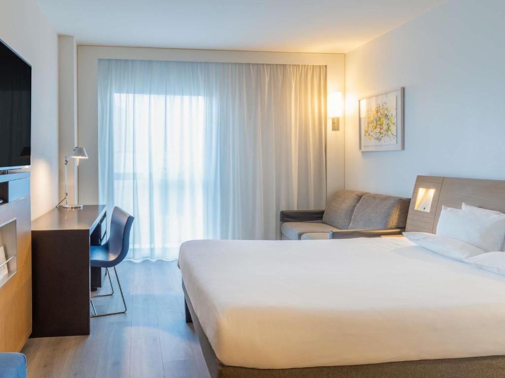 Novotel Barcelona City-8 Novotel Barcelona City-8