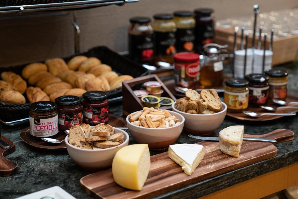 Catalonia Gracia-12 Catalonia Gracia-12