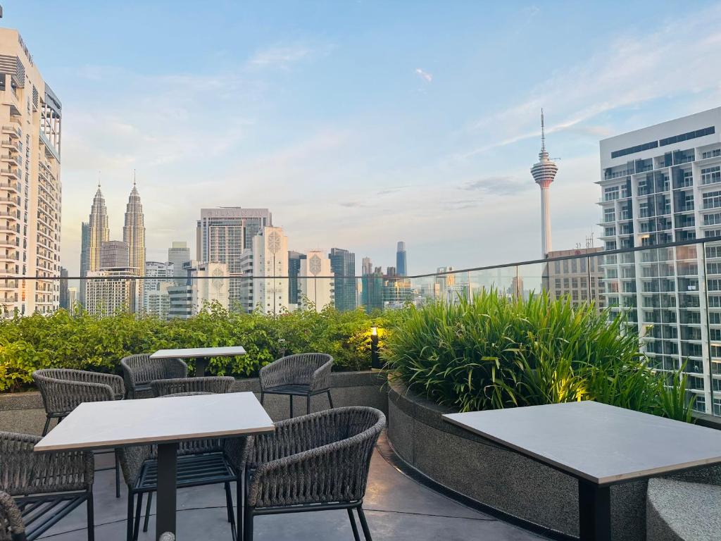 Majestic Residence-20 Majestic Residence-20