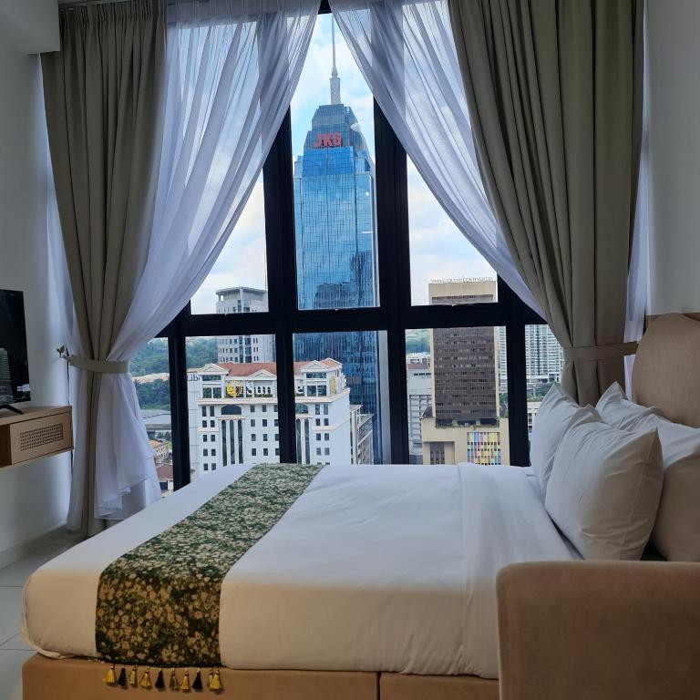 Majestic Residence-33 Majestic Residence-33