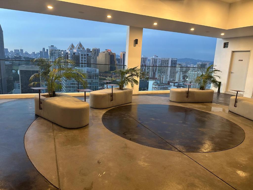 Majestic Residence-399 Majestic Residence-399