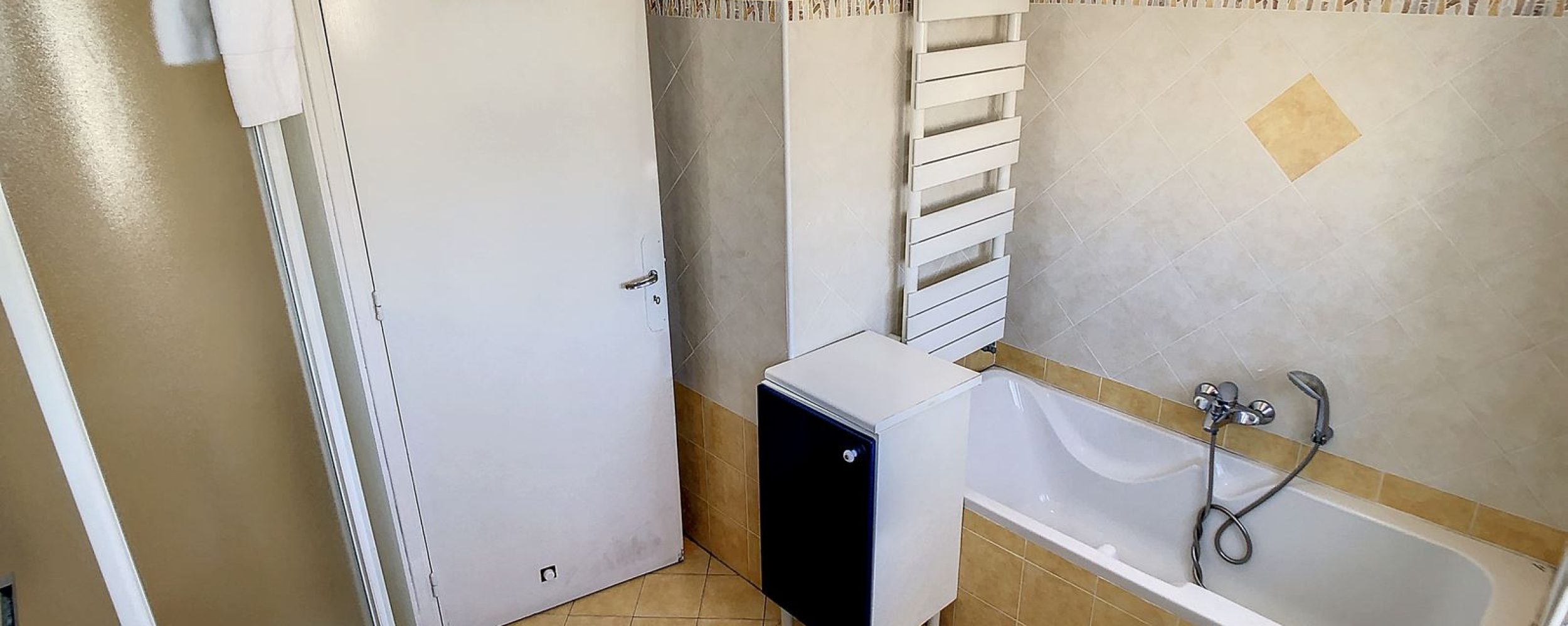 Cette photo a240-1659537868_1659538033_38068_f7dc270.jpg, a été réduite de 87.15 % le Mardi 30 Août 2022 à 16:08 par Photo Réducteur v4.15 à télécharger sur https://www.emjysoft.com/