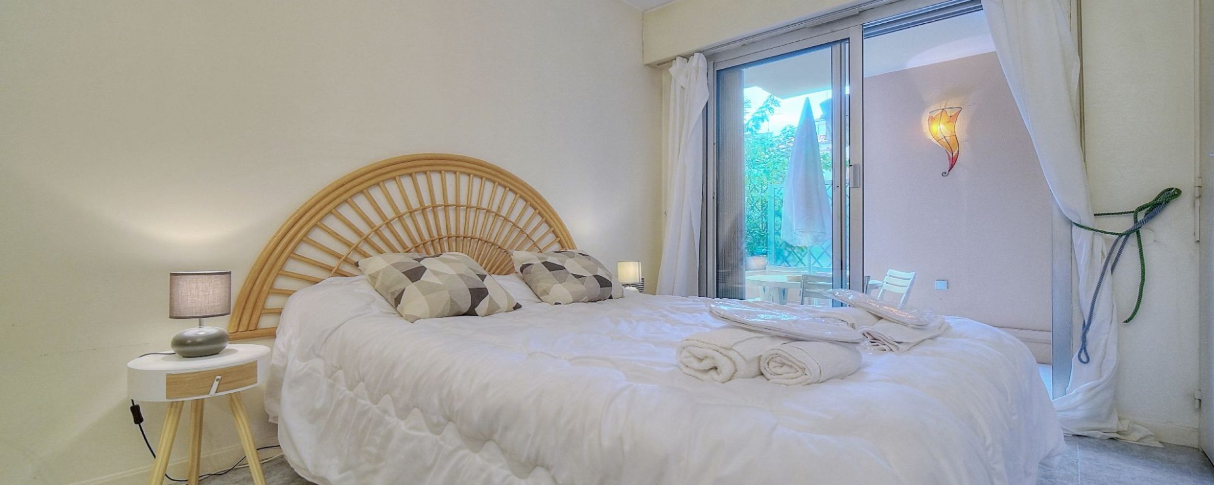 63c7b77eeec7c-photo-hd