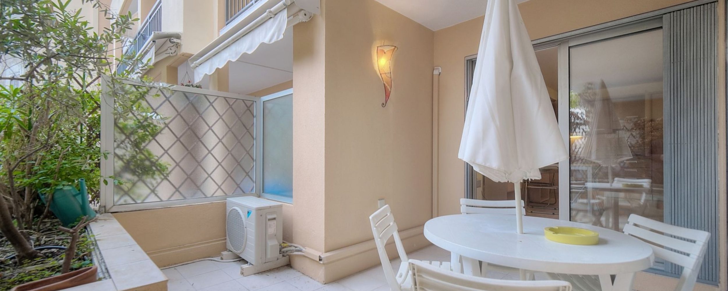 63c7b790c8298-photo-hd