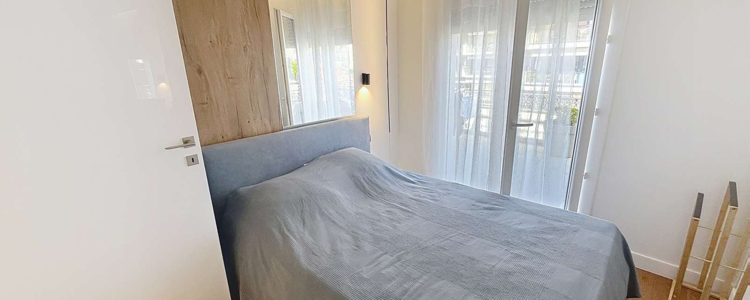 Cette photo 406-2025_00012.jpg, a été réduite de 94.17 % le Lundi 08 Septembre 2025 à 16:09 par Emjysoft Photo Réducteur v6.0 à télécharger sur https://www.emjysoft.com/