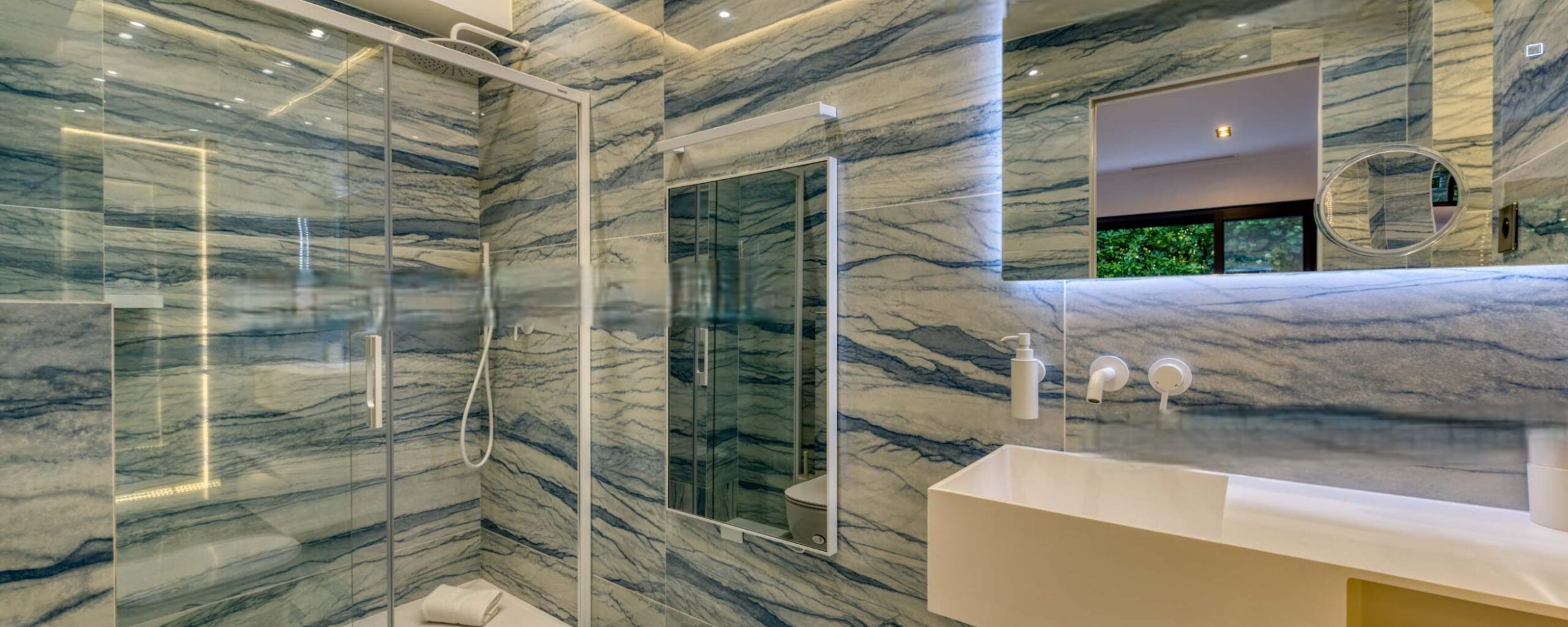 CAN2563CANACOMVIL-13