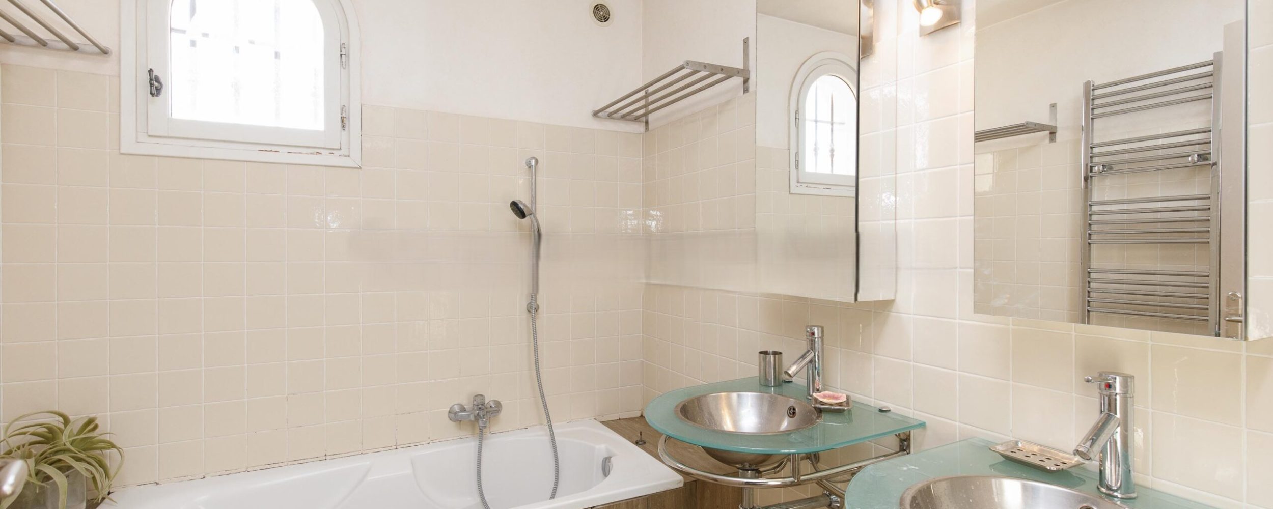 CAN2564CANACOMVIL-27